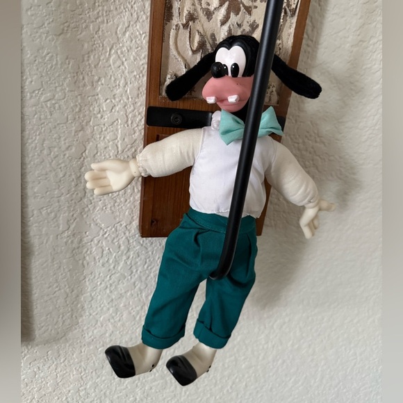 Vintage Applause Goofy Plastic Face Plush - Picture 4 of 10